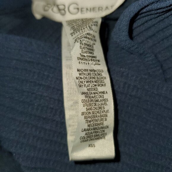 BCBG Sleek 2 Piece Outfit with Halter Top 😍 🥰 😘 - Picture 8 of 10